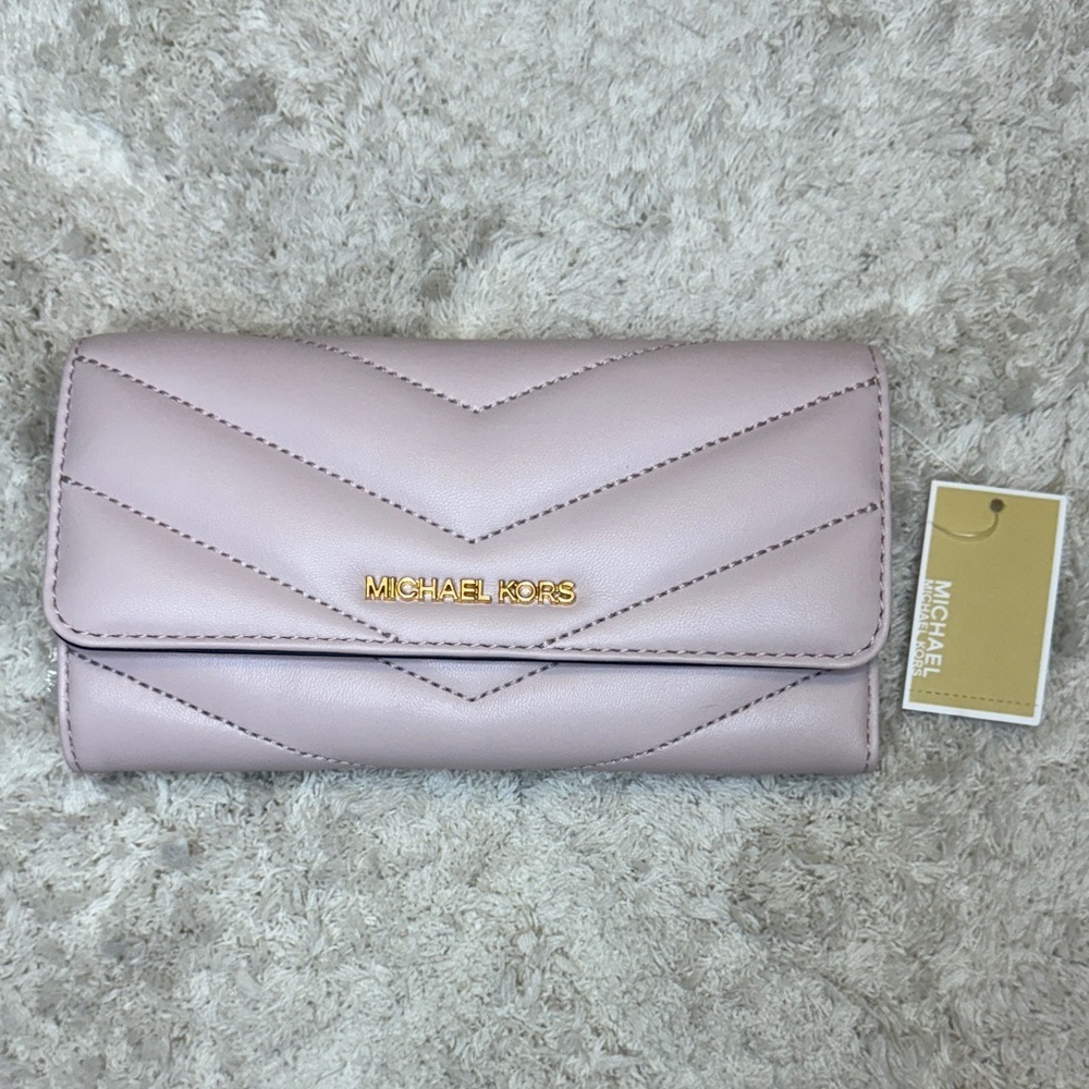 NWT Michael Kors Powder Blush Quilted Large Trifold Wallet
